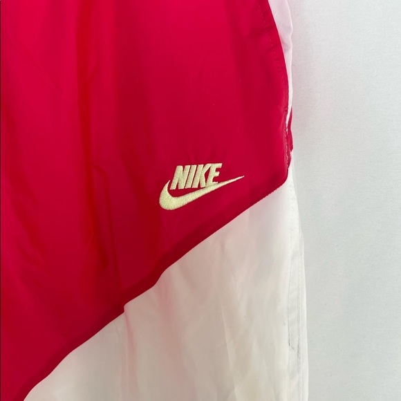 NWT NIke Men’s knee length XL mesh lined shorts - Picture 6 of 11